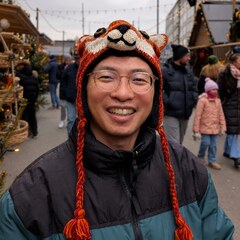 Junpeng Lao